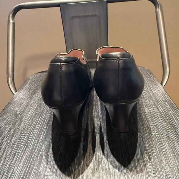 BeautyFeel Retro-Look Black and Grey Leather Cushioned Comfort Heels Sz 6-6.5 W - Picture 11 of 15